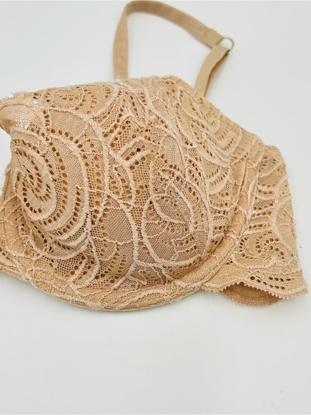 Victoria’s Secret Very Sexy Push Up Bra 36C Nude Lace Underwire Lingerie - Picture 9 of 11